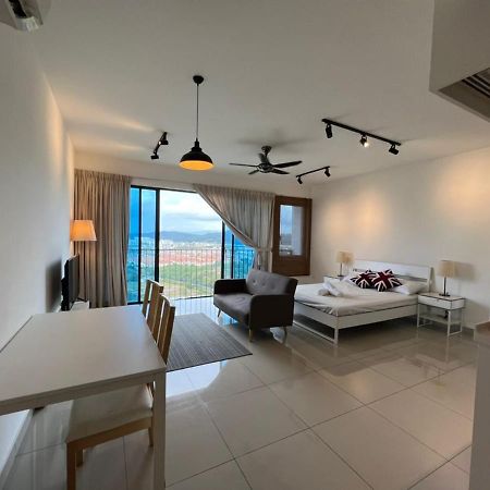 Francesco Suite - Trefoil Setia Alam-Near Setia City Mall & Setia Convention Centre Exterior foto