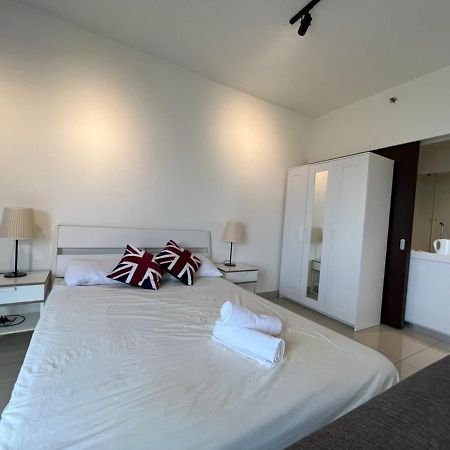 Francesco Suite - Trefoil Setia Alam-Near Setia City Mall & Setia Convention Centre Exterior foto