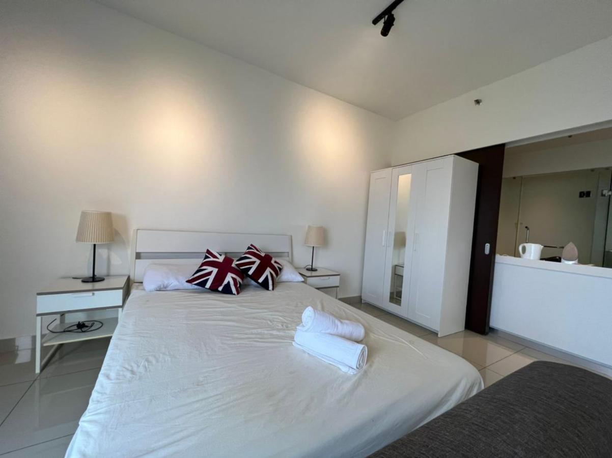 Francesco Suite - Trefoil Setia Alam-Near Setia City Mall & Setia Convention Centre Exterior foto