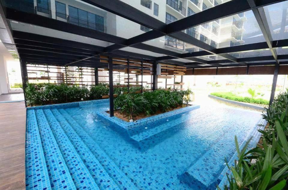 Francesco Suite - Trefoil Setia Alam-Near Setia City Mall & Setia Convention Centre Exterior foto